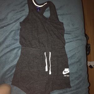 Nike romper size S
